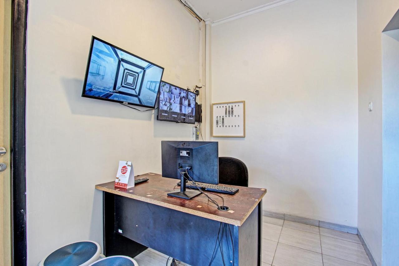 Capital O 91377 Mk Prime Syariah Hotel Semarang Exterior foto