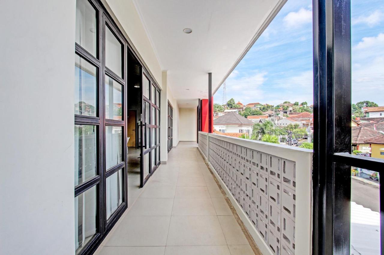 Capital O 91377 Mk Prime Syariah Hotel Semarang Exterior foto
